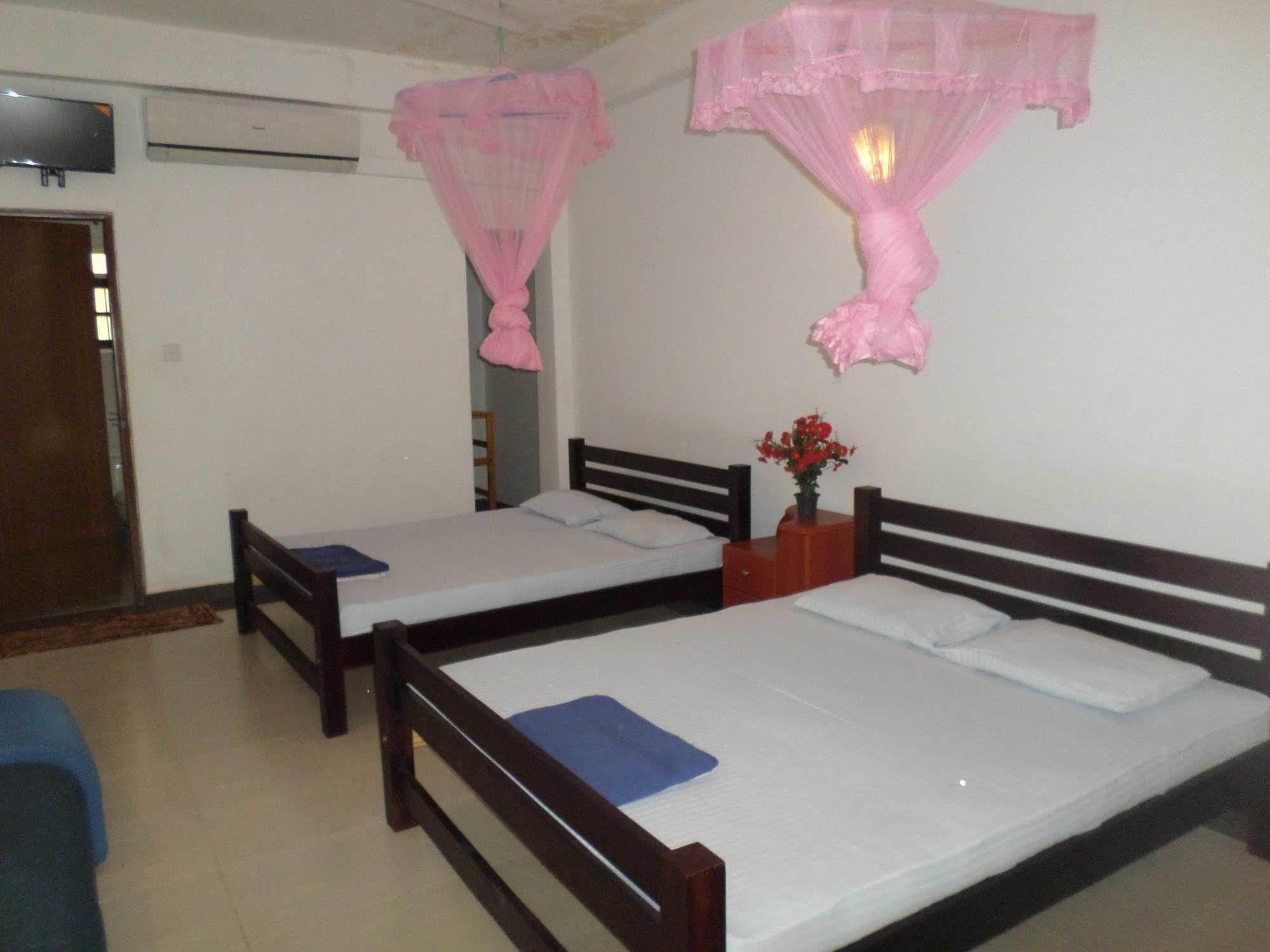 Hotel Senora Kataragama Zewnętrze zdjęcie
