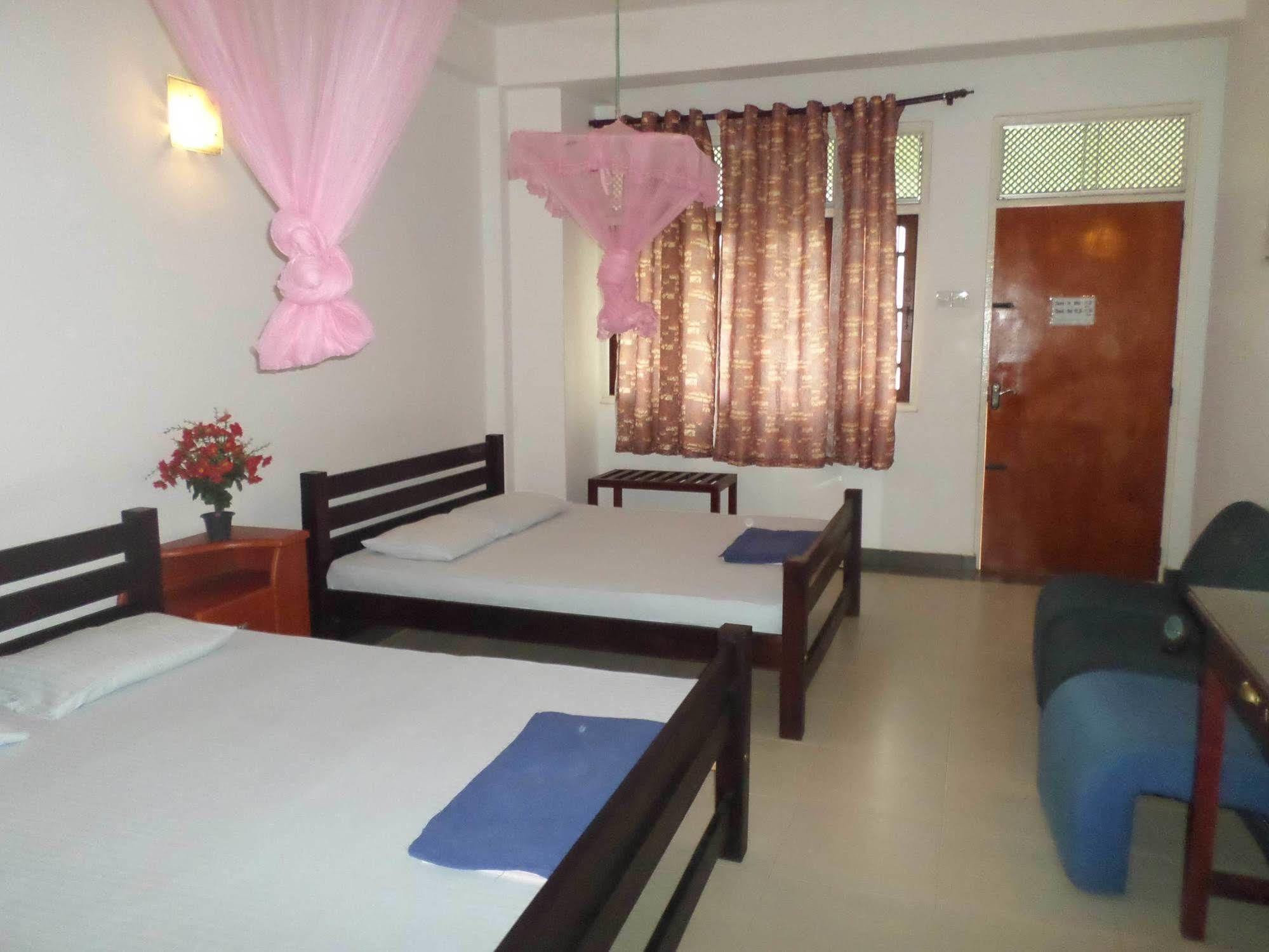 Hotel Senora Kataragama Zewnętrze zdjęcie