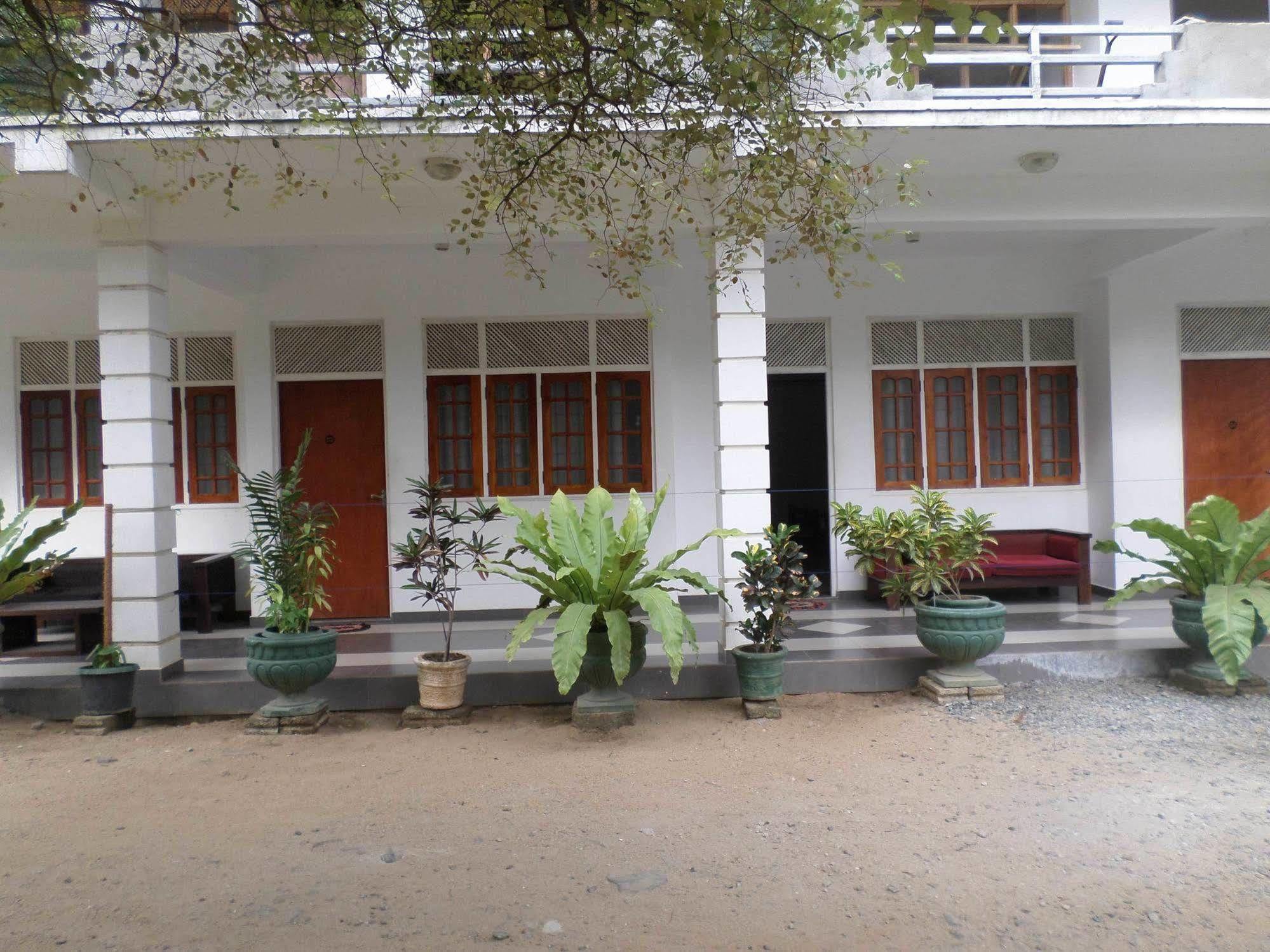 Hotel Senora Kataragama Zewnętrze zdjęcie