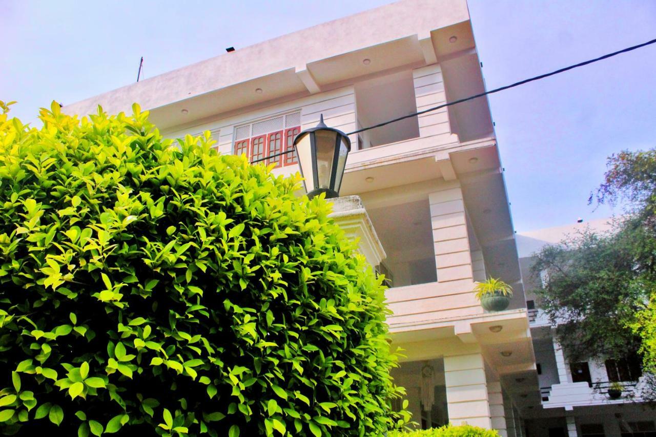 Hotel Senora Kataragama Zewnętrze zdjęcie